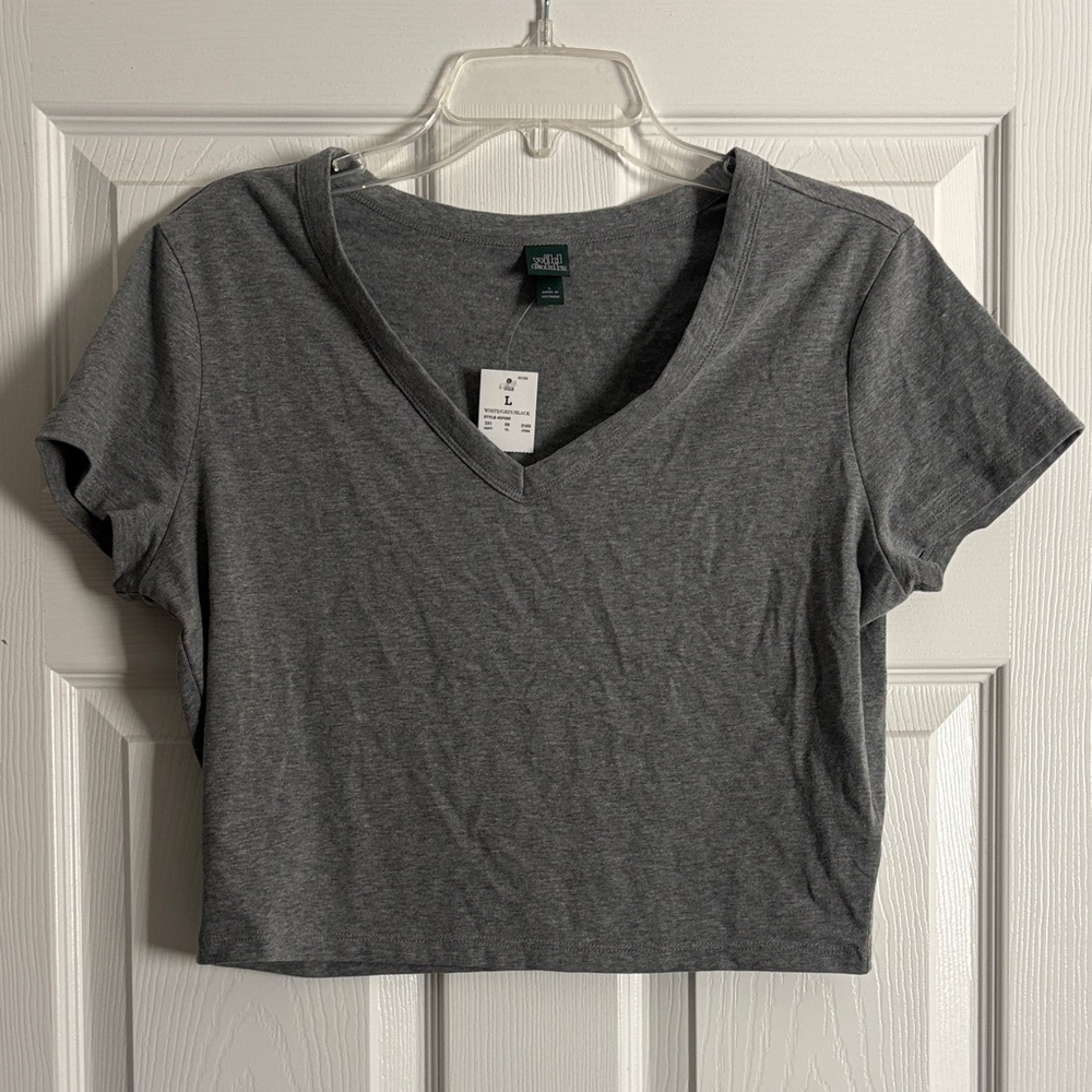 wild fable Gray V-Neck Short Sleeve Tee